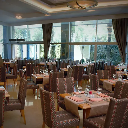 Hotel Wyndham Grand Ozdilek Thermal & Smirne