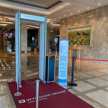 Hotel Wyndham Grand Ozdilek Thermal & 5*