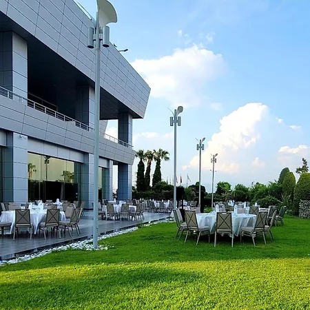 Wyndham Grand Ozdilek Thermal & Hotel 5*