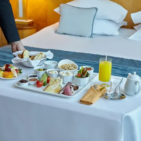 Wyndham Grand Ozdilek Thermal & Hotel İzmir