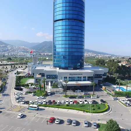 Wyndham Grand Ozdilek Thermal & Hotel Izmir