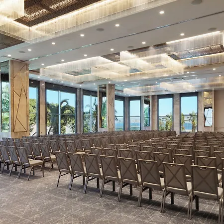 Wyndham Grand Ozdilek Thermal & 酒店 伊兹密尔